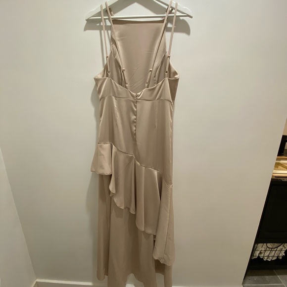 Satin Ruffle Hem Pinny Bodice Maxi by ASOS - Picture 3 of 8